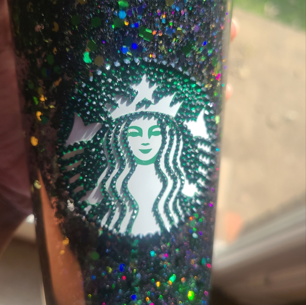 STARBUCKS Snowglobe tumbler.